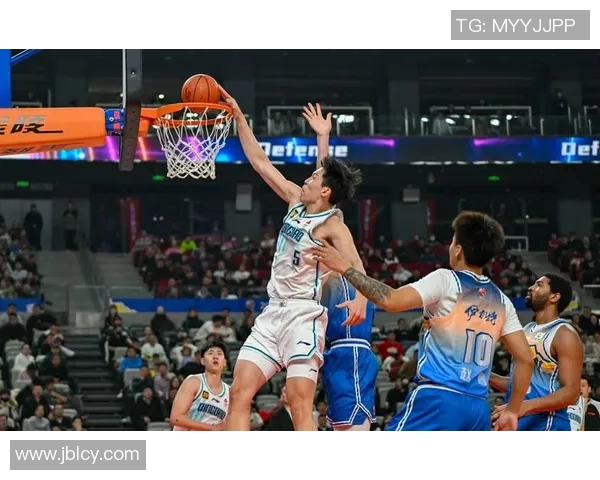 核心球星意外缺阵引发球队危机联赛争冠格局或将彻底改变